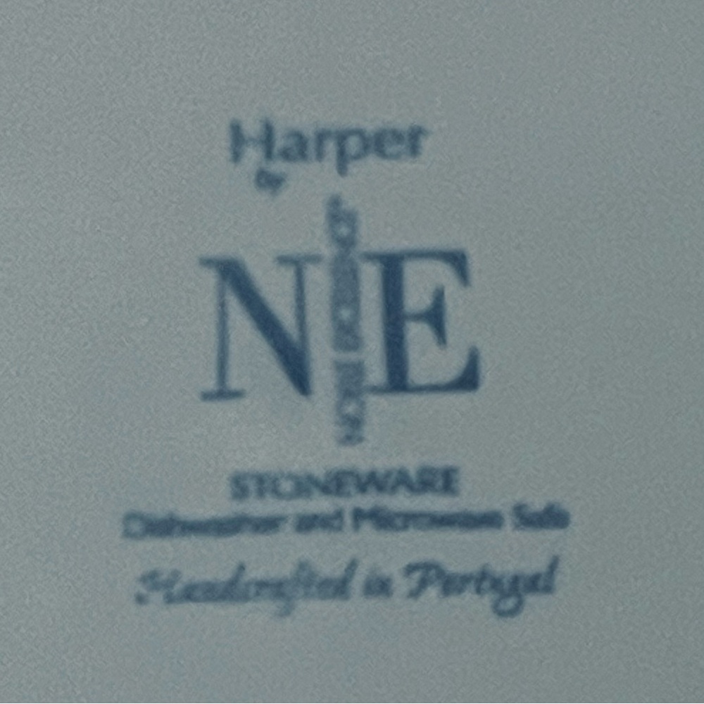 Noble Excellence Harper Stoneware White Plates Set of 4 Handcrafted Portugal - Picture 5 of 6